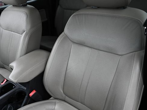 Used 2019 Ford Ranger Lariat w/ Equipment Group 501A Mid image 11