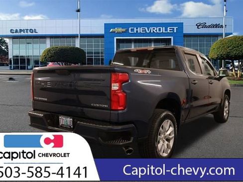 Used 2020 Chevrolet Silverado 1500 Custom w/ Custom Value Package AWD/4WD image 2