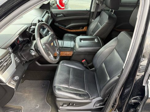 Used 2018 Chevrolet Suburban Premier image 13