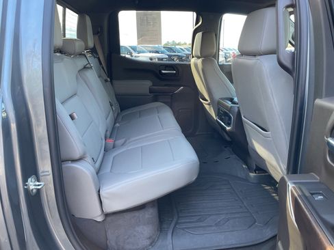 Used 2021 GMC Sierra 1500 SLT image 30