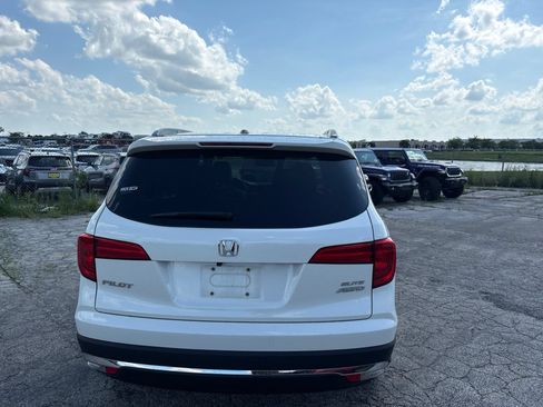 Used 2017 Honda Pilot Elite image 6