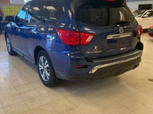 Used 2020 Nissan Pathfinder SL FWD image 7