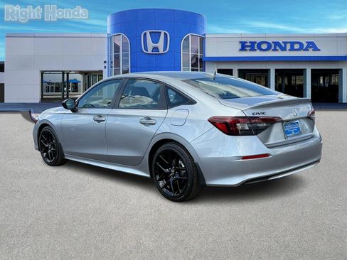 Used 2026 Honda Civic Sport image 4