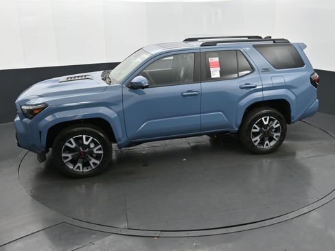 Used 2025 Toyota 4Runner TRD Sport Premium AWD/4WD image 28