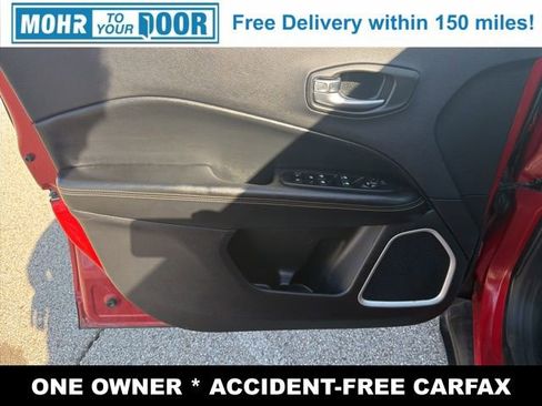 Used 2019 Jeep Compass Latitude w/ Popular Equipment Group image 10