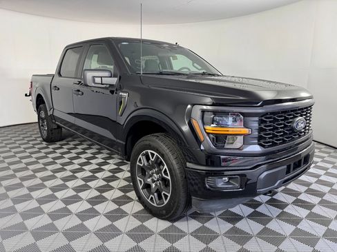 Used 2025 Ford F150 STX w/ Equipment Group 200A AWD/4WD image 6