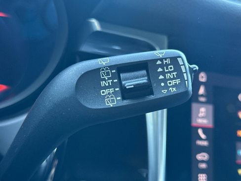 Used 2020 Porsche Macan AWD/4WD image 32