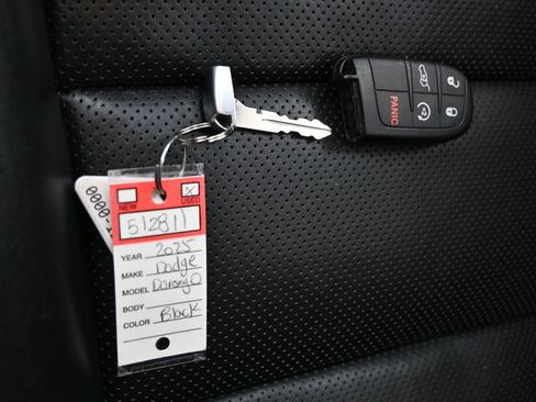 Used 2025 Dodge Durango R/T AWD/4WD image 31