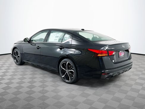 New 2025 Nissan Altima 2.5 SR image 28