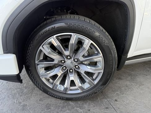 Used 2024 GMC Sierra 1500 Denali w/ Denali Reserve Package image 5