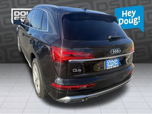 Used 2023 Audi Q5 2.0T Prestige w/ Prestige Package image 3