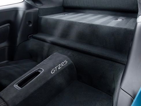 Used 2018 Porsche 911 GT2 RS image 41