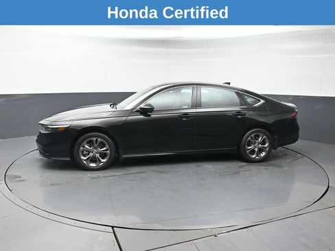 Used 2023 Honda Accord EX-L image 2