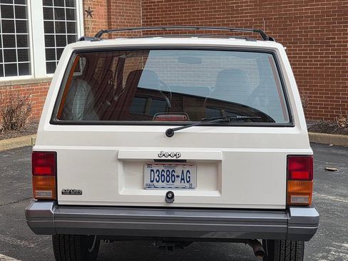 Used 1996 Jeep Cherokee 4WD 4-Door image 6