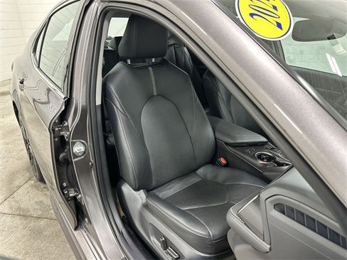 Used 2024 Toyota Camry XSE image 26