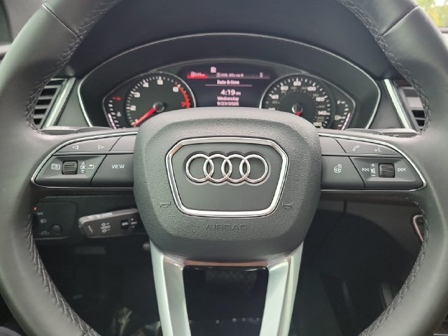 Used 2023 Audi Q5 2.0T Premium w/ Convenience Package AWD/4WD image 35