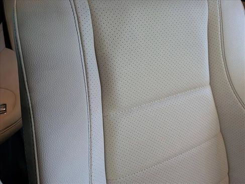 Used 2021 Mercedes-Benz GLE 350 image 21