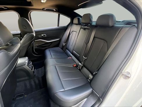 Used 2025 BMW M340i w/ Premium Package RWD image 17