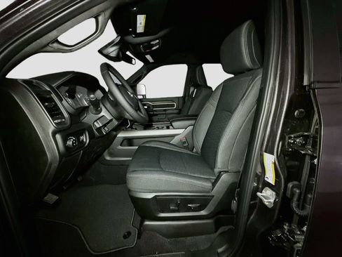 New 2026 RAM 2500 Big Horn AWD/4WD image 14