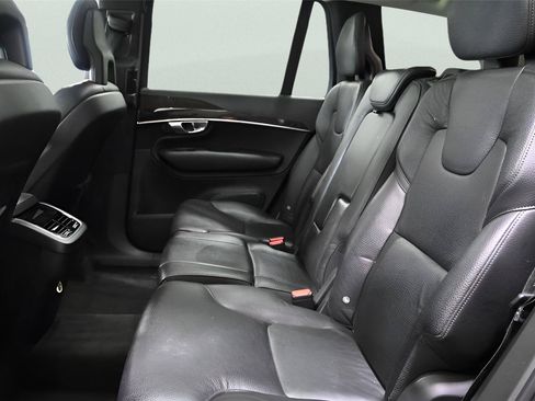 Used 2017 Volvo XC90 T6 Momentum w/ Vision Package AWD/4WD image 14