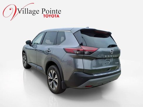 Used 2023 Nissan Rogue SV AWD/4WD image 4