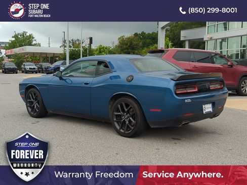 Used 2021 Dodge Challenger SXT w/ Blacktop Package RWD image 5