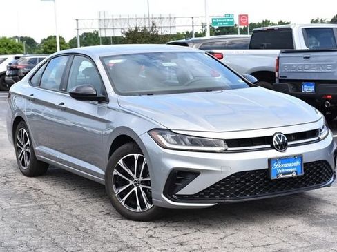 Certified 2025 Volkswagen Jetta Sport FWD image 2