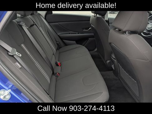 Used 2025 Hyundai Elantra SEL FWD image 32