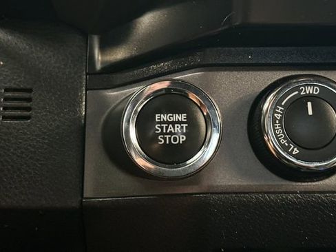 Used 2023 Toyota Tacoma TRD Off-Road w/ Technology Package AWD/4WD image 24