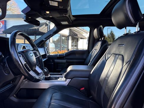 Used 2018 Ford F150 Platinum w/ Equipment Group 701A Luxury AWD/4WD image 22