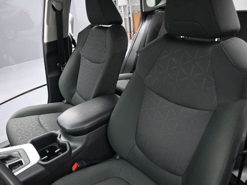 Used 2024 Toyota RAV4 XLE image 9