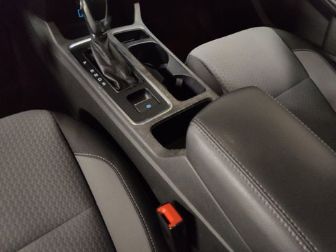 Used 2019 Ford Escape SE FWD image 26