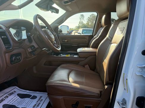 Used 2022 RAM 2500 Limited w/ Safety Group image 7