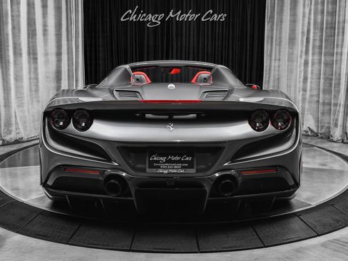 Used 2022 Ferrari F8 Tributo image 4