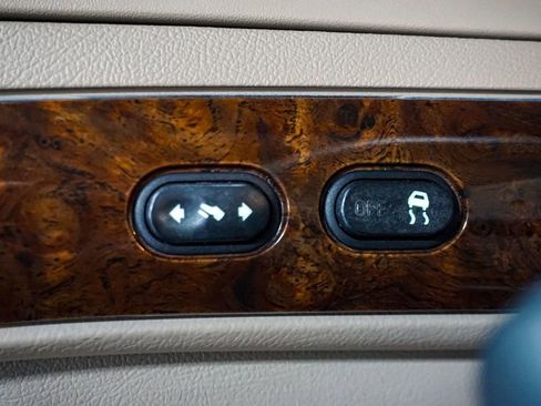 Used 2006 Mercury Grand Marquis LS image 22