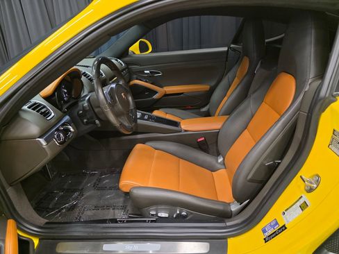 Used 2015 Porsche Cayman image 18