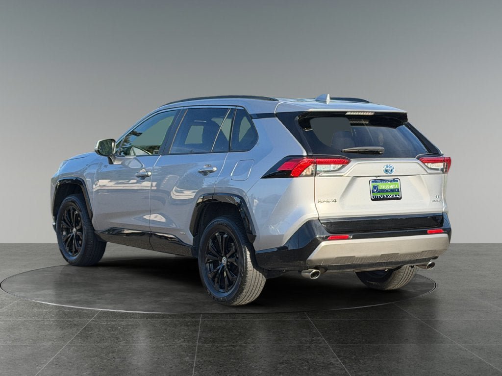 Used 2023 Toyota RAV4 SE w/ Convenience Package AWD/4WD image 7
