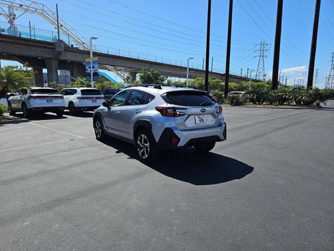 Certified 2024 Subaru Crosstrek 2.0i Premium w/ Crosstrek Mirror Package image 5