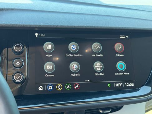 Used 2022 Buick Envision Avenir w/ Technology Package II image 26