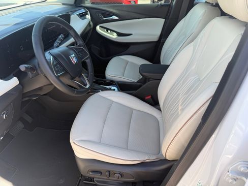 Used 2024 Buick Encore GX Avenir w/ Avenir Technology Package FWD image 11