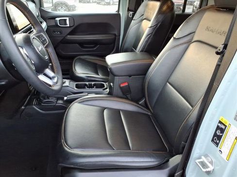 Used 2024 Jeep Wrangler Unlimited Sahara image 5