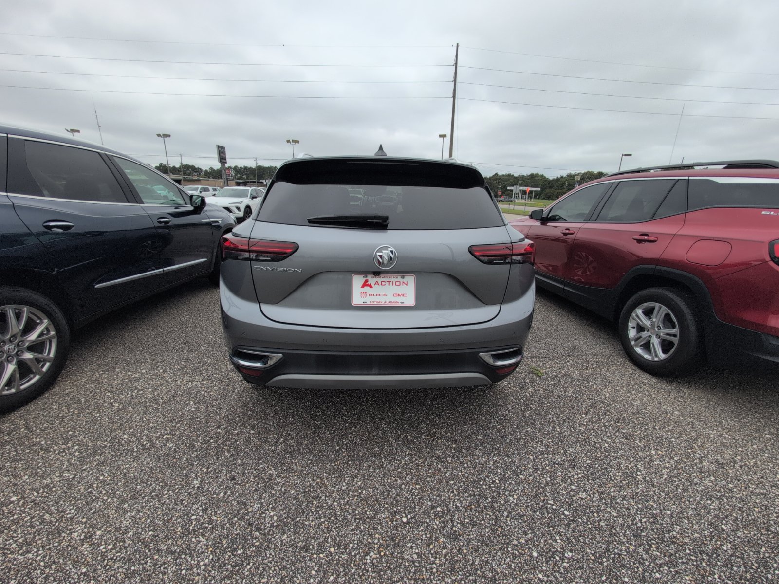Used 2022 Buick Envision Essence w/ Safety Package FWD image 5