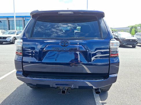 Used 2024 Toyota 4Runner SR5 Premium w/ Moonroof Package AWD/4WD image 5
