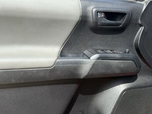 Used 2023 Toyota Tacoma SR AWD/4WD image 25