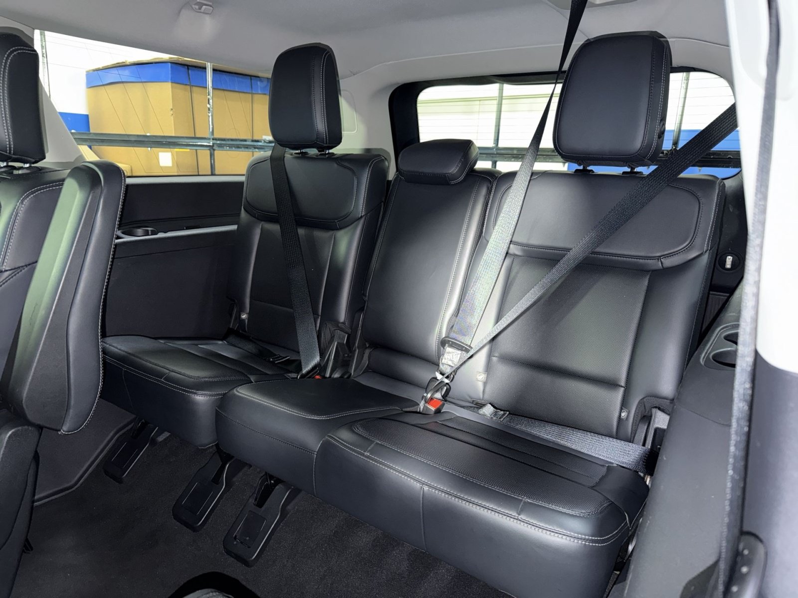 Used 2025 Ford Expedition Max Platinum AWD/4WD image 28