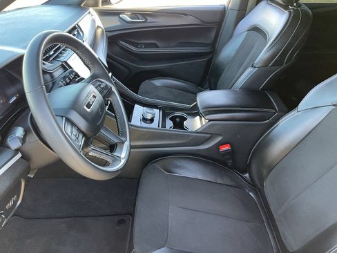 Used 2023 Jeep Grand Cherokee L Laredo AWD/4WD image 22
