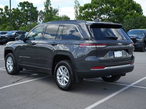 New 2026 Jeep Grand Cherokee Laredo w/ Trailer Tow Package AWD/4WD image 5