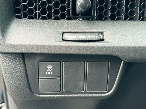 Certified 2025 Honda CR-V Sport image 10