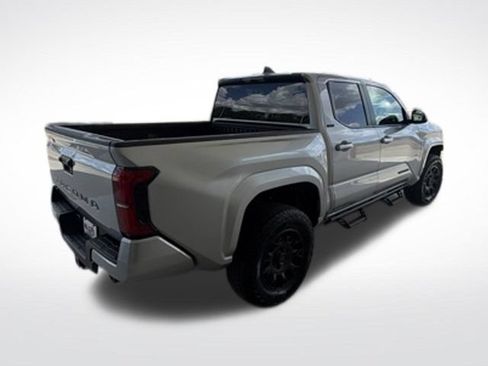 Used 2026 Toyota Tacoma SR5 AWD/4WD image 6
