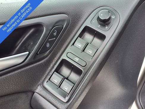 Used 2013 Volkswagen Golf TDI FWD image 16